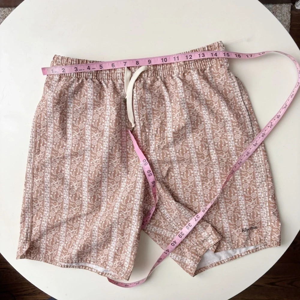 Rhythm Men’s 8” Paisley Swim Trunks Size 33 Unlined